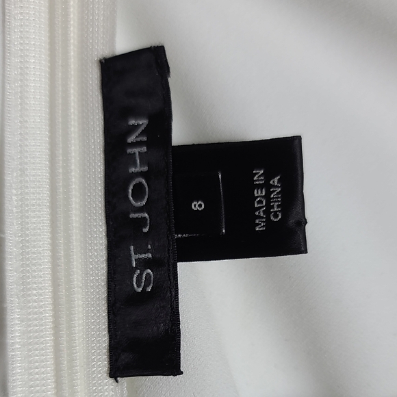 ST.JOHN Evening Ivory With Silver and Cream  Elegant Sleeveless Top Size 8 - Picture 2 of 16